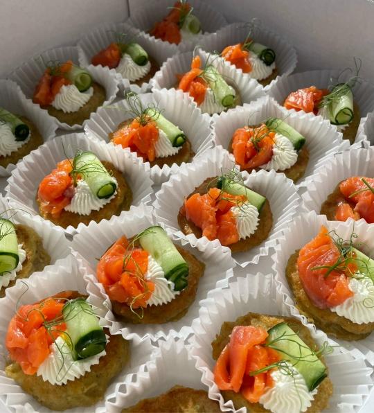 Канапе оладьи, 20 шт Канапе оладьи, 20 шт