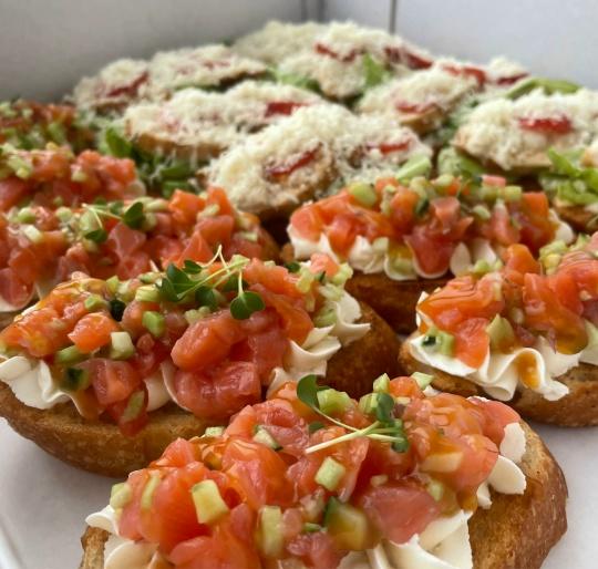 Набор кростини 30 шт, 5 вкусов