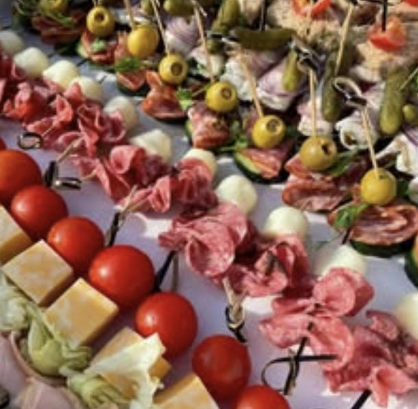 Бокс канапе Под крепкое