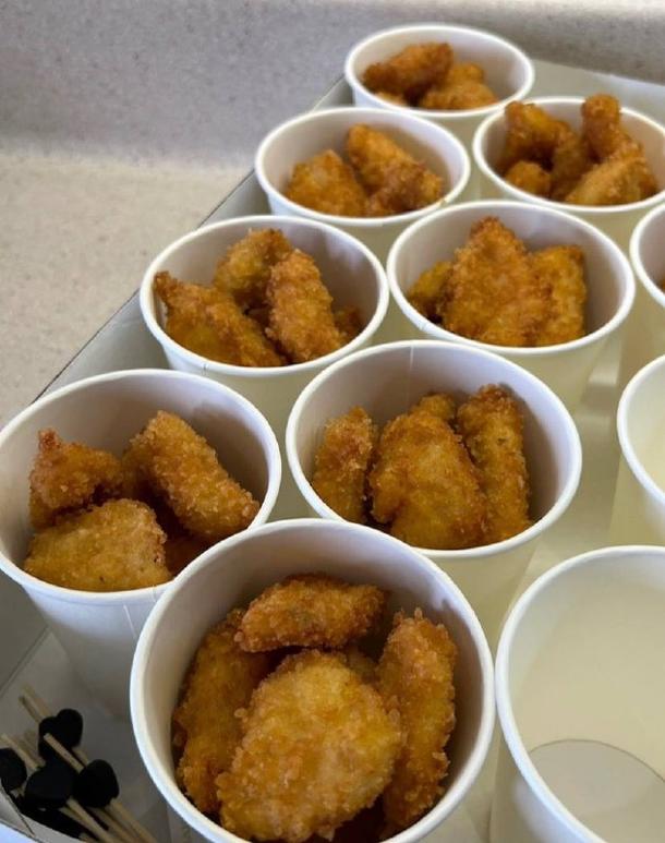 Куриные наггетсы (в стаканчике)