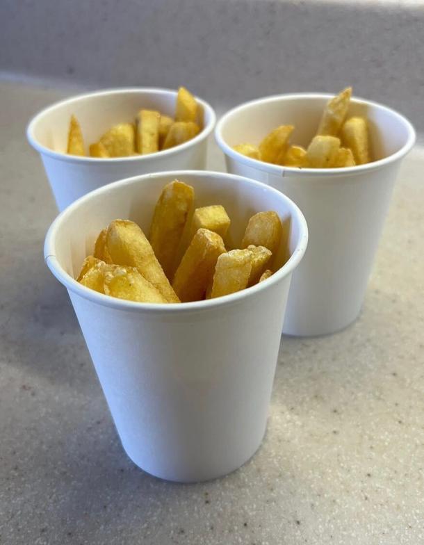 Картофель фри в стаканчике