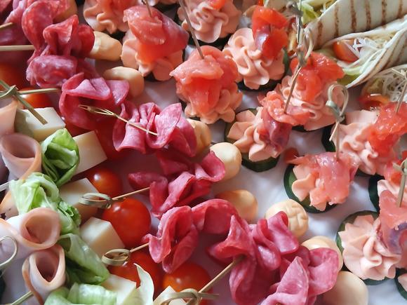 Роскошный канапе-сет на 20-25 персон в Ростове-на-Дону