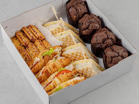 Кофе-брейк оптимальный на 10-12 персон в Ростове-на-Дону