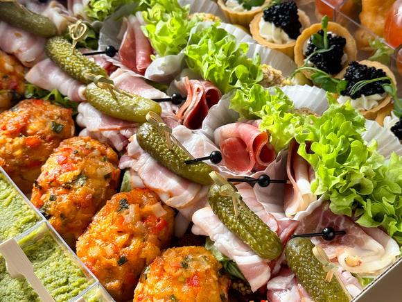 Набор закусок с морепродуктами на 6 персон в Ростове-на-Дону