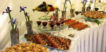 Фуршетный сет с горячими закусками и салатиками на 40 персон